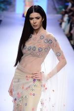 Model walk the ramp for Arpita Mehta Show at Lakme Fashion Week 2015 Day 4 on 21st March 2015 (181)_550ec7c097a11.JPG