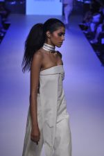 Model walk the ramp for DRVV Show at Lakme Fashion Week 2015 Day 3 on 20th March 2015 (74)_550e8dc7c0835.JPG