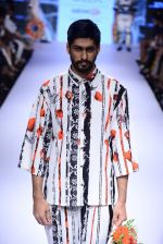Model walk the ramp for Ken Ferns Show at Lakme Fashion Week 2015 Day 4 on 21st March 2015 (51)_550ec6599c2d5.JPG
