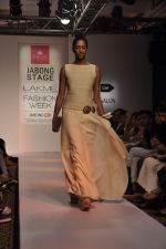 Model walk the ramp for Lotus Karishma Jamwal Show at Lakme Fashion Week 2015 Day 4 on 21st March 2015 (4)_550ec6797b075.JPG