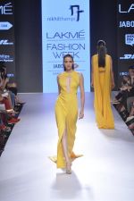Model walk the ramp for Nikhil Thampi Show at Lakme Fashion Week 2015 Day 3 on 20th March 2015 (33)_550e8c6a4c0bb.JPG