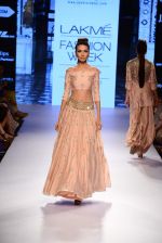 Model walk the ramp for Payal Singhal Show at Lakme Fashion Week 2015 Day 4 on 21st March 2015  (173)_550ec99d672de.JPG