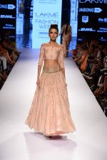 Model walk the ramp for Payal Singhal Show at Lakme Fashion Week 2015 Day 4 on 21st March 2015  (177)_550ec9c0b7465.JPG