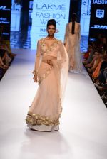 Model walk the ramp for Payal Singhal Show at Lakme Fashion Week 2015 Day 4 on 21st March 2015  (209)_550eca8d2cb90.JPG