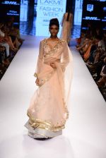 Model walk the ramp for Payal Singhal Show at Lakme Fashion Week 2015 Day 4 on 21st March 2015  (212)_550eca9b05586.JPG