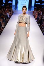 Model walk the ramp for Payal Singhal Show at Lakme Fashion Week 2015 Day 4 on 21st March 2015  (270)_550ecb5f2ee73.JPG