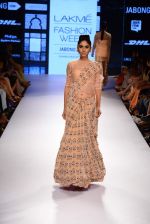 Model walk the ramp for Payal Singhal Show at Lakme Fashion Week 2015 Day 4 on 21st March 2015  (31)_550ec74cda71e.JPG