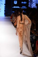Model walk the ramp for Payal Singhal Show at Lakme Fashion Week 2015 Day 4 on 21st March 2015  (52)_550ec7a5604a6.JPG