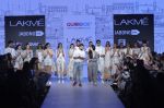 Model walk the ramp for Quirkbox Show at Lakme Fashion Week 2015 Day 3 on 20th March 2015 (106)_550e8eda59849.JPG