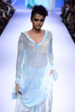 Model walk the ramp for Rimi Nayak Show at Lakme Fashion Week 2015 Day 4 on 21st March 2015 (29)_550ec84d711b9.JPG