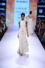 Model walk the ramp for SS Surya Show at Lakme Fashion Week 2015 Day 4 on 21st March 2015 (138)_550eca84cd1c5.JPG