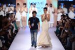 Model walk the ramp for SS Surya Show at Lakme Fashion Week 2015 Day 4 on 21st March 2015 (182)_550ecb2fc41d4.JPG