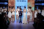 Model walk the ramp for SS Surya Show at Lakme Fashion Week 2015 Day 4 on 21st March 2015 (188)_550ecb3d14a8c.JPG