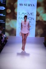 Model walk the ramp for SS Surya Show at Lakme Fashion Week 2015 Day 4 on 21st March 2015 (6)_550ec8091508c.JPG