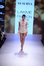 Model walk the ramp for SS Surya Show at Lakme Fashion Week 2015 Day 4 on 21st March 2015 (7)_550ec80d634bc.JPG