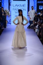 Model walk the ramp for SVA Show at Lakme Fashion Week 2015 Day 4 on 21st March 2015 (10)_550ec8327f353.JPG