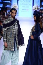 Model walk the ramp for SVA Show at Lakme Fashion Week 2015 Day 4 on 21st March 2015 (127)_550eca7e23aa0.JPG