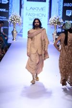 Model walk the ramp for SVA Show at Lakme Fashion Week 2015 Day 4 on 21st March 2015 (144)_550ecae36a86e.JPG