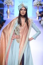 Model walk the ramp for SVA Show at Lakme Fashion Week 2015 Day 4 on 21st March 2015 (171)_550ecb3944c68.JPG
