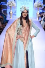 Model walk the ramp for SVA Show at Lakme Fashion Week 2015 Day 4 on 21st March 2015 (172)_550ecb3beafd1.JPG