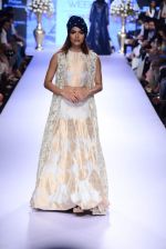 Model walk the ramp for SVA Show at Lakme Fashion Week 2015 Day 4 on 21st March 2015 (66)_550ec91b9e356.JPG