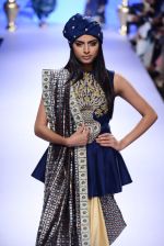 Model walk the ramp for SVA Show at Lakme Fashion Week 2015 Day 4 on 21st March 2015 (97)_550ec9b0d999e.JPG