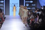 Model walk the ramp for Shift Show at Lakme Fashion Week 2015 Day 3 on 20th March 2015 (107)_550e8ea2e33b3.JPG