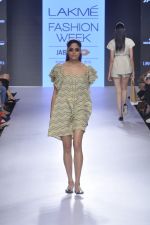 Model walk the ramp for Shift Show at Lakme Fashion Week 2015 Day 3 on 20th March 2015 (8)_550e8b8f4f05a.JPG