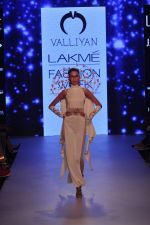 Model walk the ramp for Valliyan by Nitya Show at Lakme Fashion Week 2015 Day 3 on 20th March 2015 (136)_550e8f3faa4a2.JPG