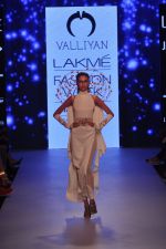 Model walk the ramp for Valliyan by Nitya Show at Lakme Fashion Week 2015 Day 3 on 20th March 2015 (137)_550e8f479084b.JPG