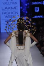 Model walk the ramp for Valliyan by Nitya Show at Lakme Fashion Week 2015 Day 3 on 20th March 2015 (149)_550e8f7fc767a.JPG