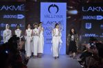 Model walk the ramp for Valliyan by Nitya Show at Lakme Fashion Week 2015 Day 3 on 20th March 2015 (157)_550e8fa35e2a9.JPG