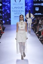 Model walk the ramp for Valliyan by Nitya Show at Lakme Fashion Week 2015 Day 3 on 20th March 2015 (53)_550e8c6039ef7.JPG