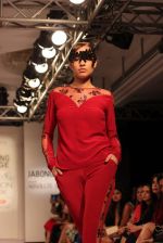 Model walk the ramp for Karleo Show at Lakme Fashion Week 2015 Day 5 on 22nd March 2015  (93)_550fddcb03374.JPG