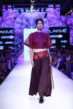 Model walk the ramp for Kunal Anil Tanna Show at Lakme Fashion Week 2015 Day 5 on 22nd March 2015 (77)_550fdc6c61b9e.JPG