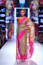 Model walk the ramp for Mandira Bedi Show at Lakme Fashion Week 2015 Day 5 on 22nd March 2015 (11)_550fdafd2b52c.JPG