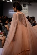 Model walk the ramp for Ridhi Mehra Show at Lakme Fashion Week 2015 Day 5 on 22nd March 2015 (172)_55100a47796da.JPG