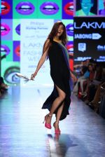 Model walk the ramp for Wendell Rodricks Show at Lakme Fashion Week 2015 Day 5 on 22nd March 2015 (218)_550fdeb6618f4.JPG