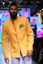 Model walk the ramp for Wendell Rodricks Show at Lakme Fashion Week 2015 Day 5 on 22nd March 2015 (256)_550fdf007f352.JPG