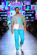 Model walk the ramp for Wendell Rodricks Show at Lakme Fashion Week 2015 Day 5 on 22nd March 2015 (92)_550fdd303794e.JPG