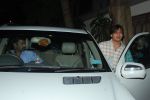 Vivek Oberoi meets fans from Karnataka waiting outside his house in Juhu on 24th March 2015 (7)_55125a622f4a3.JPG