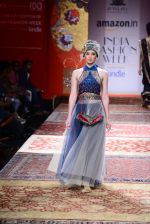 Model walk the ramp for JJ Valaya on day 1 of Amazon India Fashion Week on 25th March 2015 (249)_5513d06e4c537.JPG