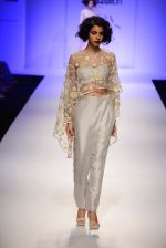 Model walk the ramp for Payal Singhal on day 1 of Amazon India Fashion Week on 25th March 2015 (201)_5513d58302039.JPG