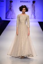 Model walk the ramp for Payal Singhal on day 1 of Amazon India Fashion Week on 25th March 2015 (206)_5513d58b949c2.JPG