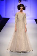 Model walk the ramp for Payal Singhal on day 1 of Amazon India Fashion Week on 25th March 2015 (208)_5513d58e9f108.JPG
