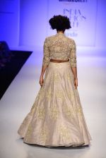 Model walk the ramp for Payal Singhal on day 1 of Amazon India Fashion Week on 25th March 2015 (220)_5513d5a1a128b.JPG