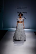 Model walk the ramp for Payal Singhal on day 1 of Amazon India Fashion Week on 25th March 2015 (4)_5513d4303c4dc.JPG