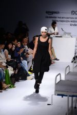 Model walk the ramp for Rajesh Pratap Singh on day 1 of Amazon India Fashion Week on 25th March 2015 (220)_5513d5dbdd340.JPG