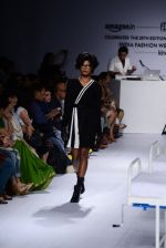 Model walk the ramp for Rajesh Pratap Singh on day 1 of Amazon India Fashion Week on 25th March 2015 (98)_5513d4f014388.JPG