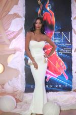 Poonam Pandey launches poster of her film Helen in Mumbai on 26th March 2015 (7)_5515278966ca6.JPG